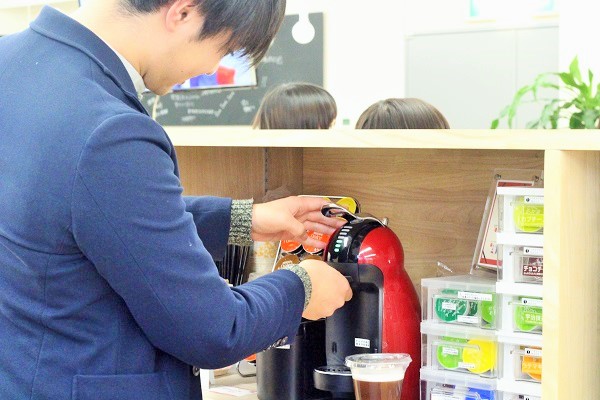 社内カフェコーナー設置！福利厚生の充実化！